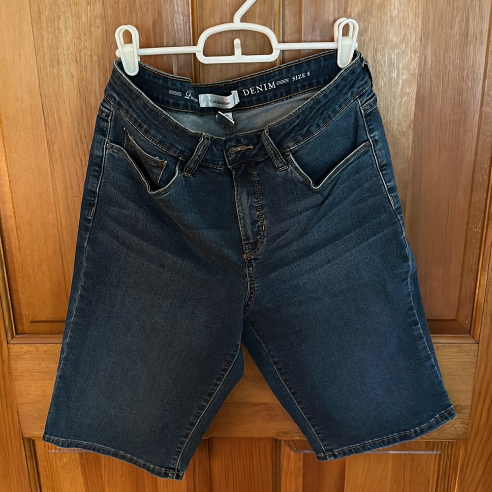 Croft & Barrow Premium denim shorts size 8.